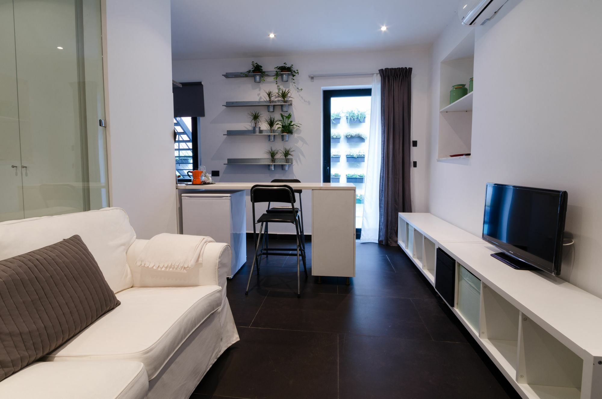 Pietranera Apartments Catania Bagian luar foto