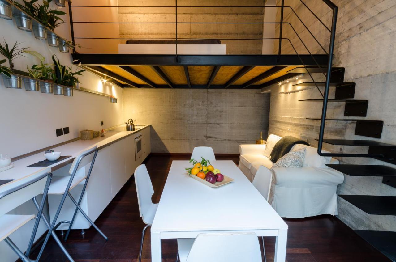 Pietranera Apartments Catania Bagian luar foto